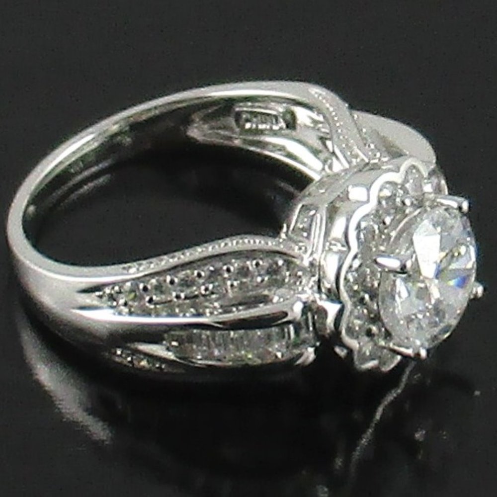 Victoria Wieck 3.42ct Absolute "Floral" Frame Ring - Picture 5 of 14